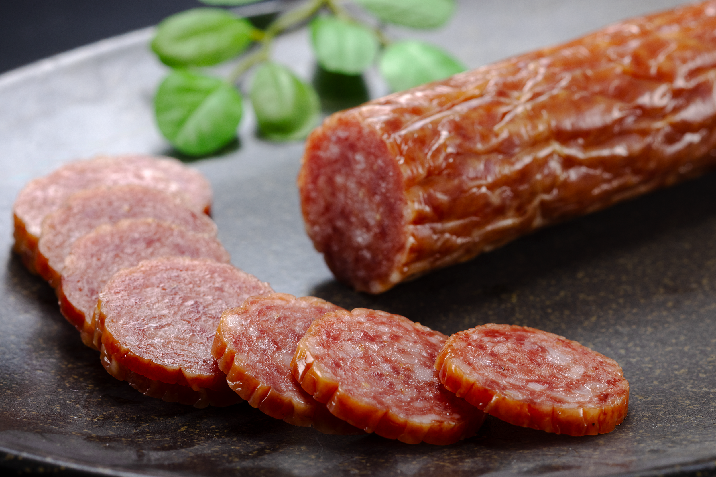 サラミソーセージ